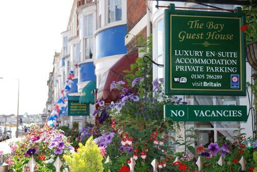 Hostal The Bay Guest House