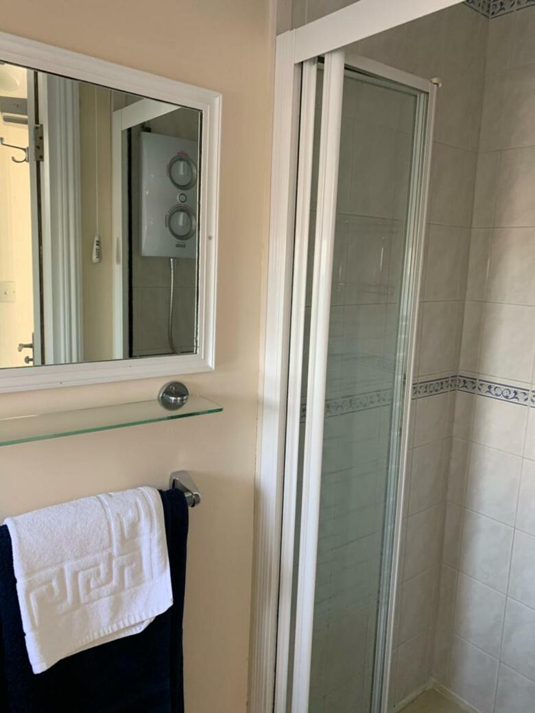 Hostal Letchworth Guest House