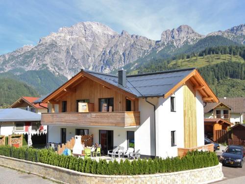 Modern Apartment In Leogang Near Ski Area