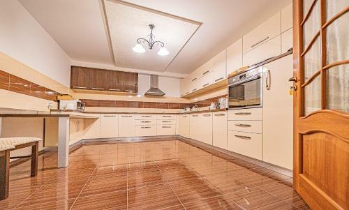 Hostal Pension Onix Vienna Airport