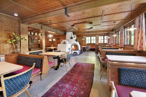 Alpenchalet Lacknerbrunn Bis 24 P