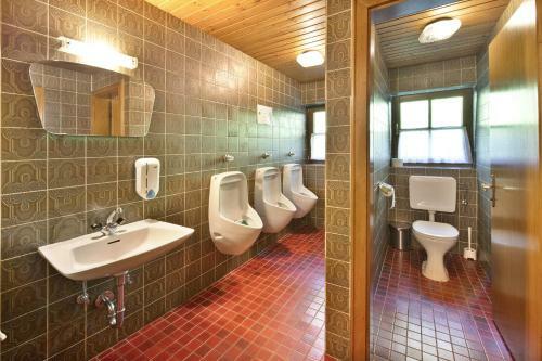 Alpenchalet Lacknerbrunn Bis 24 P