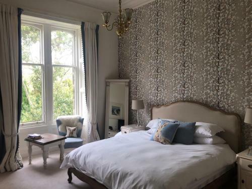 Bed & Breakfast Claremont House