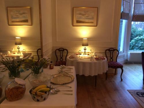 Bed & Breakfast Claremont House