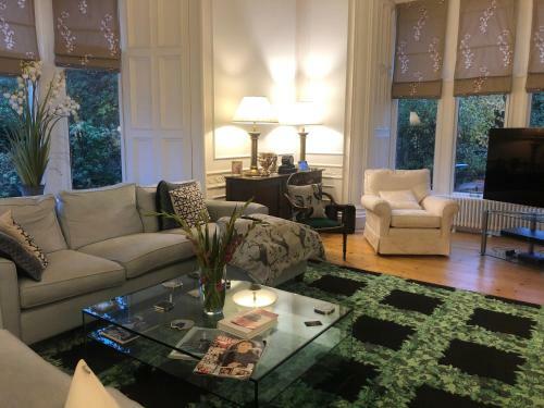 Bed & Breakfast Claremont House
