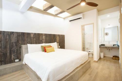 Luxury Apartment2 Bedroompoollaundry Center