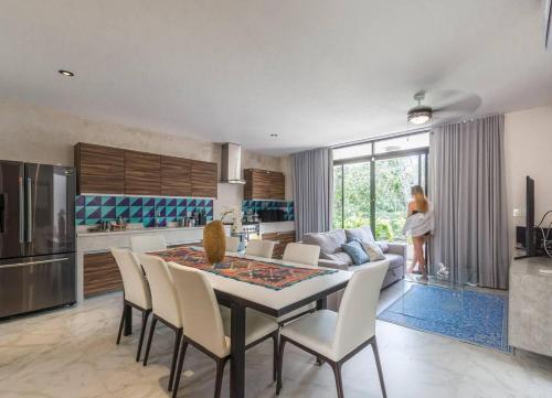 Private Rooftop With Plunge Pool And Fast Wifi Plus Free Parking