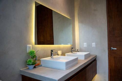 Modern Luxury Private Villa With Pool