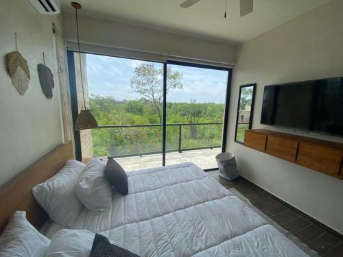 One Bedroom Apartment With Jungle Views