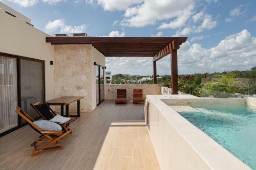 Blue Luxury Kukulkan Apartments