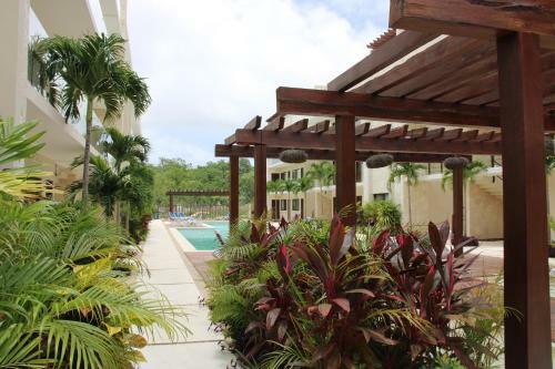 Blue Luxury Kukulkan Apartments