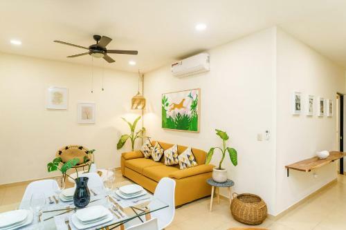 Garden Terrace Condo Plus Bikes Available & Pool Onsite