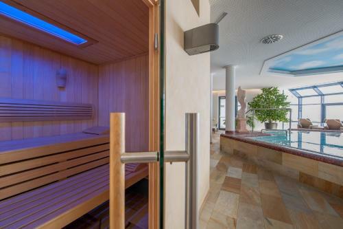 Hotel Alpina Deluxe