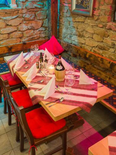 Party Hotel Taverne