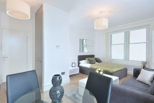 Destiny Scotland - St Andrew Square Apartments