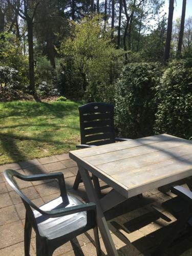 Apartamento Geschakelde Bungalow Op De Veluwe "de Eekhoorn"