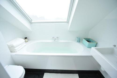 Lovely Beachhouse In Ouddorp