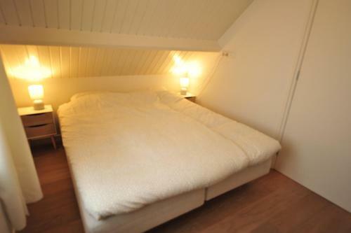 Lovely Beachhouse In Ouddorp