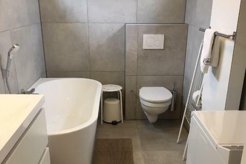 Dune, Spaanse Galeienstraat 17