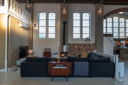 Villa Church Conversion For A Unique Stay And Experience