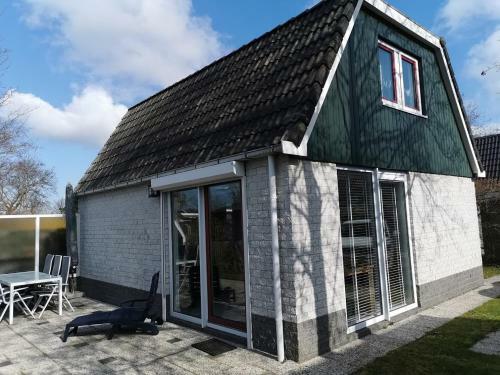 Huisje Aan De Kust