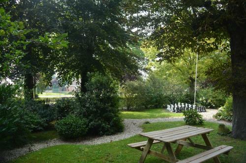 Bed & Breakfast Tintaglia, Betaalbaar En Gastvrij