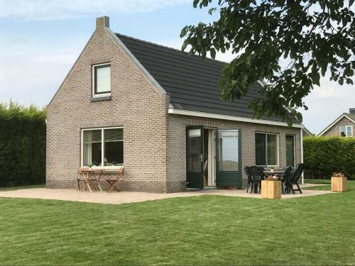 Stinswoning "de Wadden" In Tzummarum