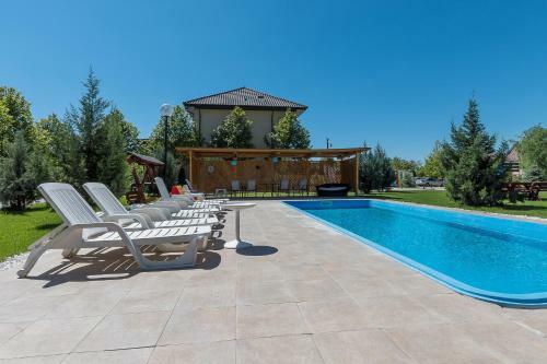 Apartamento Bucharest Airport Suites & Villas