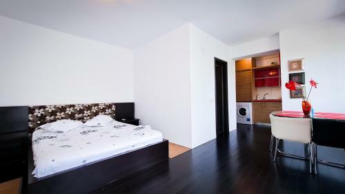Apartamento Dor de Mare - Studio Madeira Mamaia 300 M From The Beach!