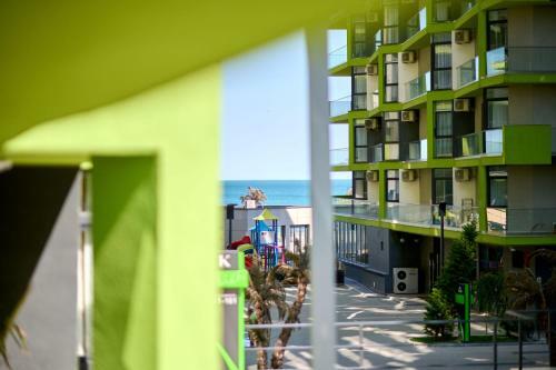 Sunset By The Sea Apartment Alezzi Spa Pools Resort