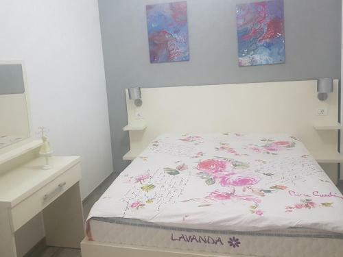 Apartament Pe Malul Marii - Building Stefan
