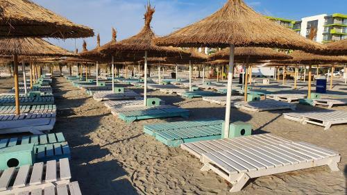 Ahsante Beach Apartment