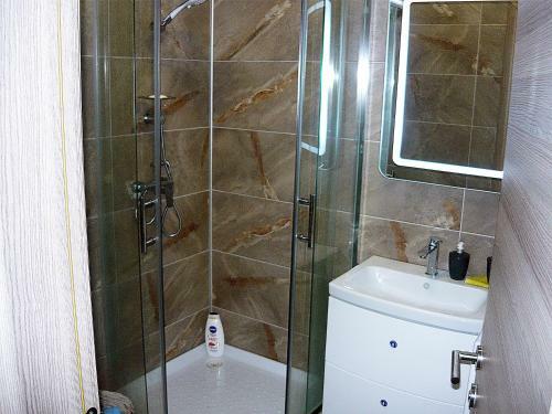Apartament Blue Sky Alezzi