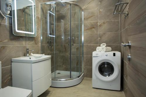 Apartament Alezzi Black&white 1