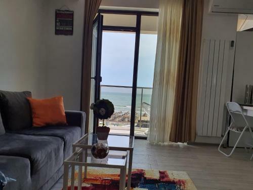 Anya Beach Apartment