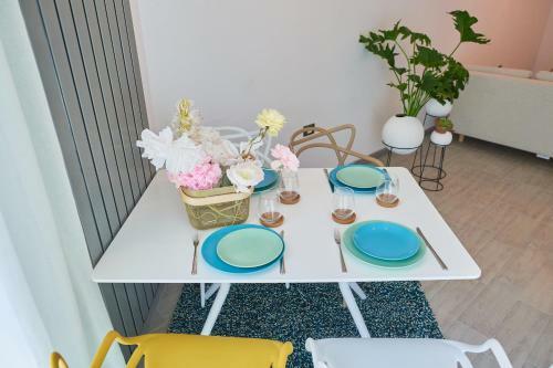 Sunny Side Apartments In Complexul Alezzi Beach