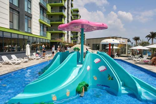 Sunny Side Apartments In Complexul Alezzi Beach