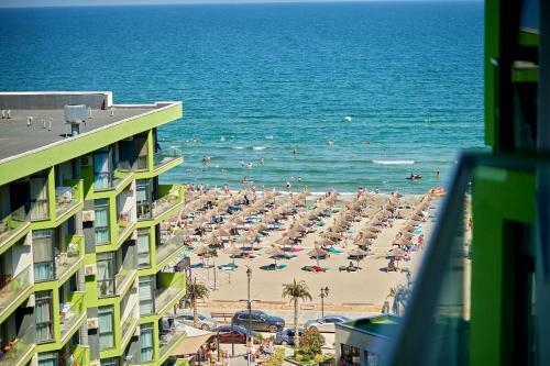 Sunny Side Apartments In Complexul Alezzi Beach