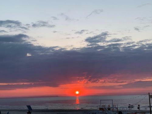 Apartamento Wave 2 Mamaia Prima Linie Vedere La Mare 120mp