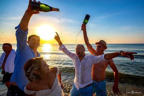 Apartamento Wave 2 Mamaia Prima Linie Vedere La Mare 120mp