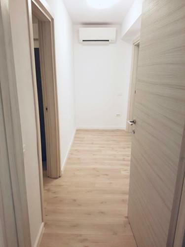 Apartamento Wave 2 Mamaia Prima Linie Vedere La Mare 120mp