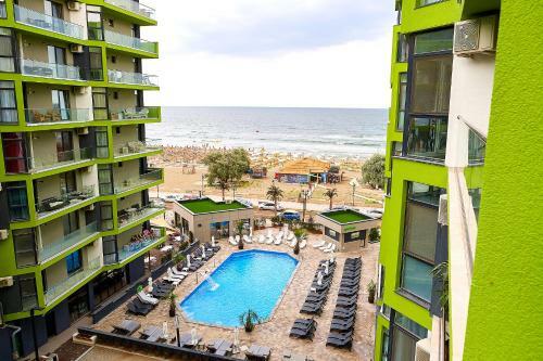Apartamento 7 Waves Studio By Alezzi Resort