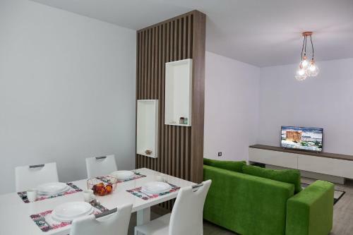 Vibe Apartment In Alezzi Beach Resort Spa N Pools