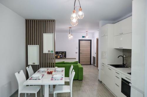 Vibe Apartment In Alezzi Beach Resort Spa N Pools