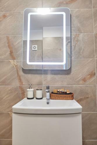 Endless Summer Apartment Spa N Pool Alezzi Beach Resort
