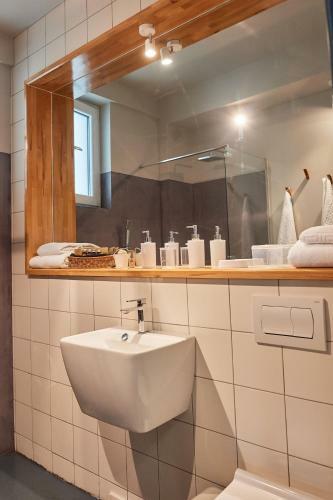 Relax Inn 1 Br Apartment North Mamaia