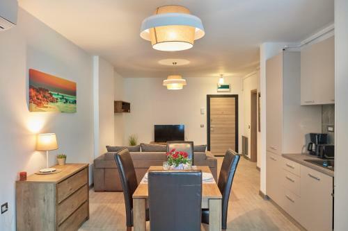 Ramina Apartment Spa N Pool Alezzi Beach Resort