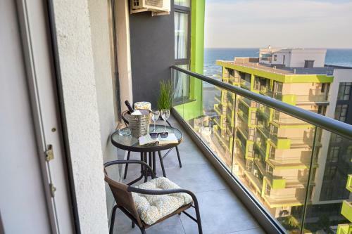 Ramina Apartment Spa N Pool Alezzi Beach Resort