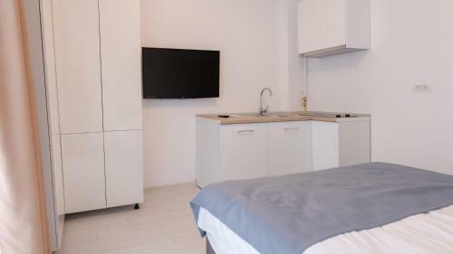 Aparthotel Building Stefan