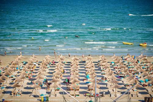 Happy Summer Apartment Spa N Pool Alezzi Beach Resort
